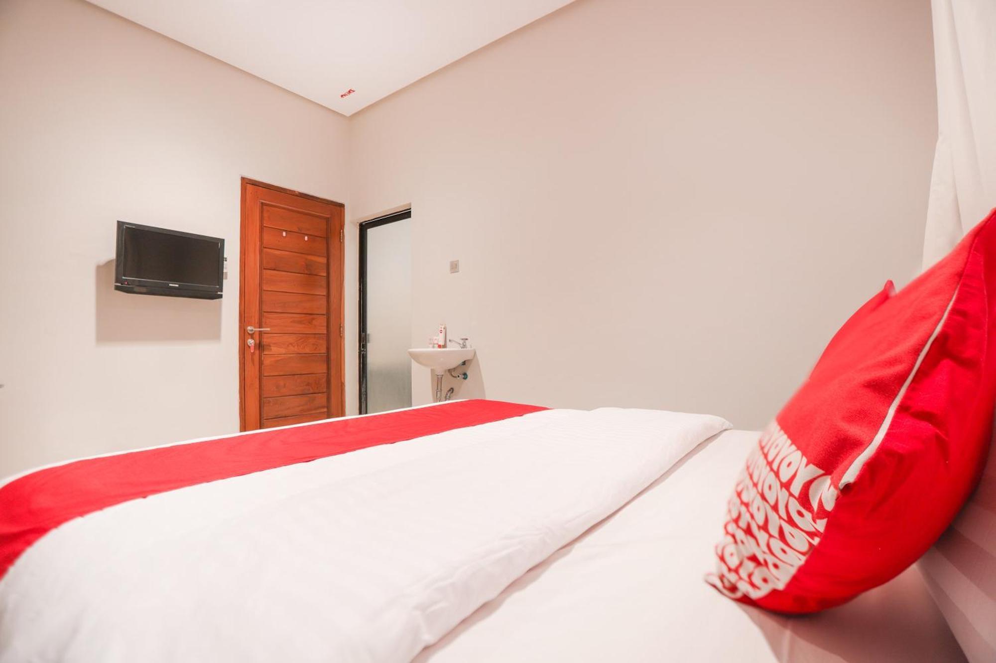 Oyo 148 Cempaka Place Homestay جاكرتا المظهر الخارجي الصورة