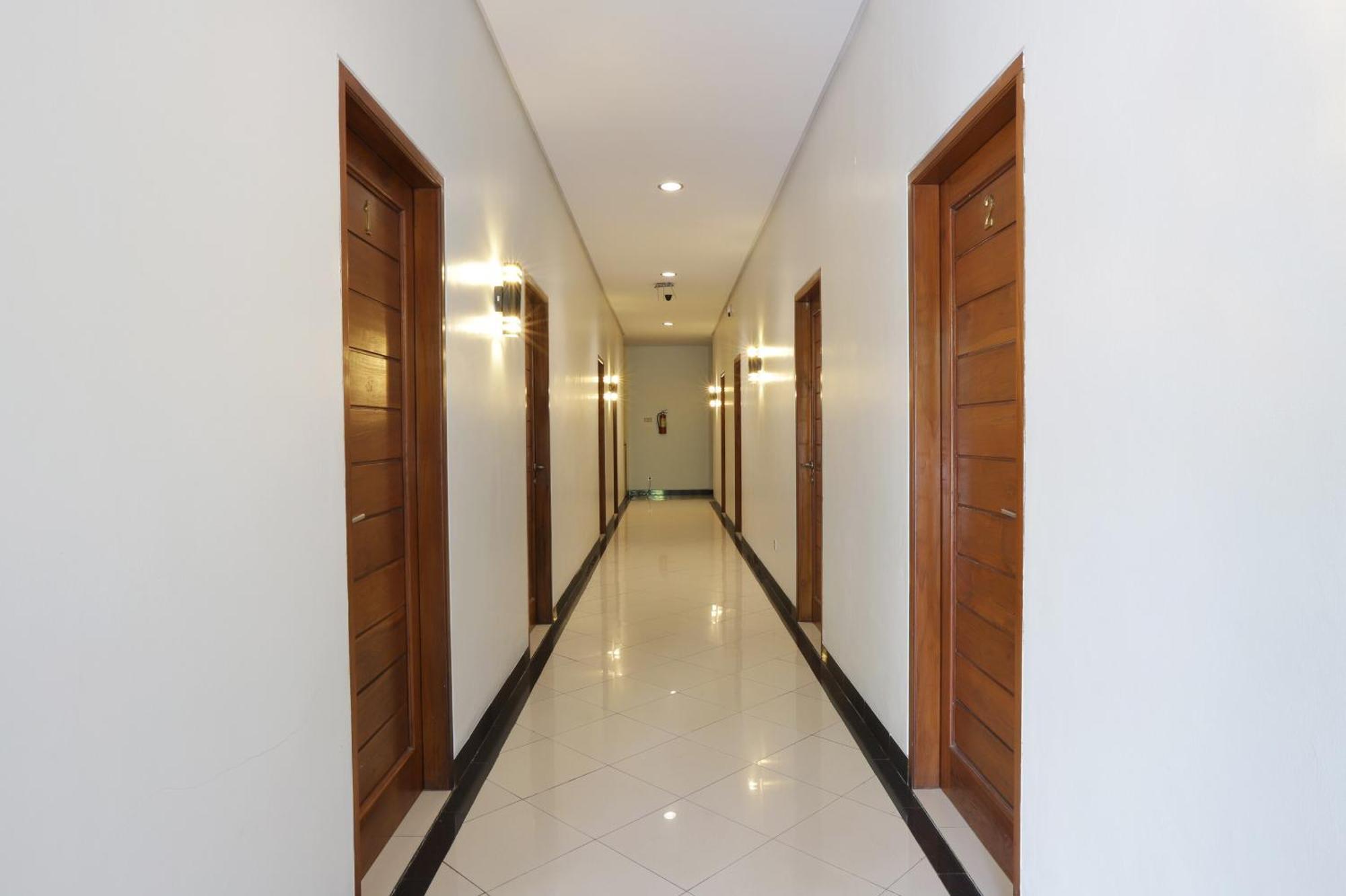 Oyo 148 Cempaka Place Homestay جاكرتا المظهر الخارجي الصورة