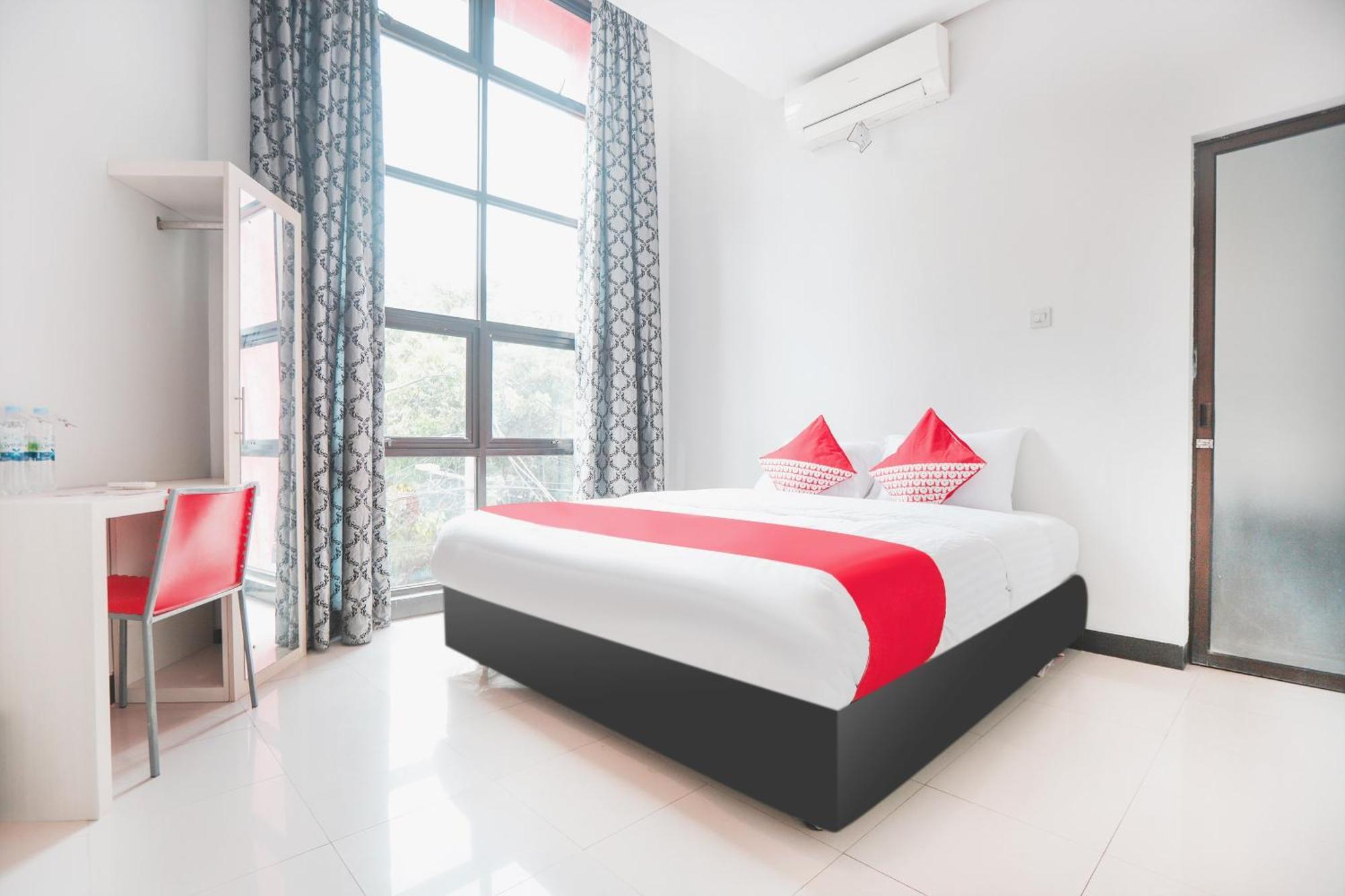 Oyo 148 Cempaka Place Homestay جاكرتا المظهر الخارجي الصورة